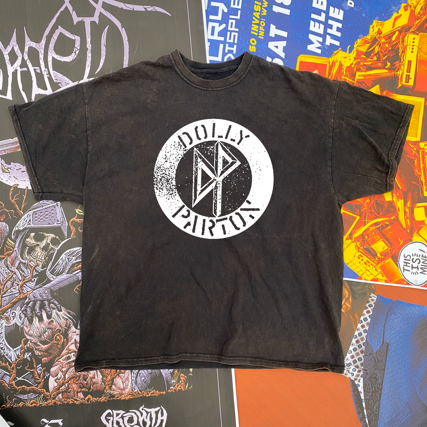 DOLLY PARTON X DEAD KENNEDYS MASHUP WASHED BLACK T-SHIRT