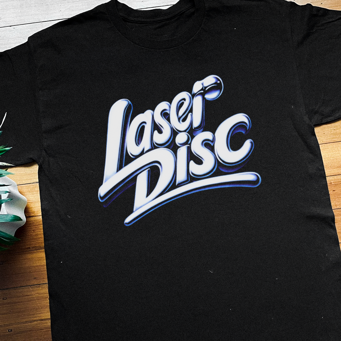 RETRO 'LASERDISC' CHROME GLOW BLACK TEE