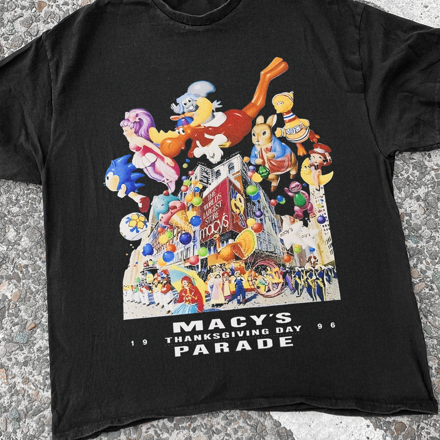 96' 'THANKGSGIVING PARADE' VINTAGE WASHED BLACK TEE