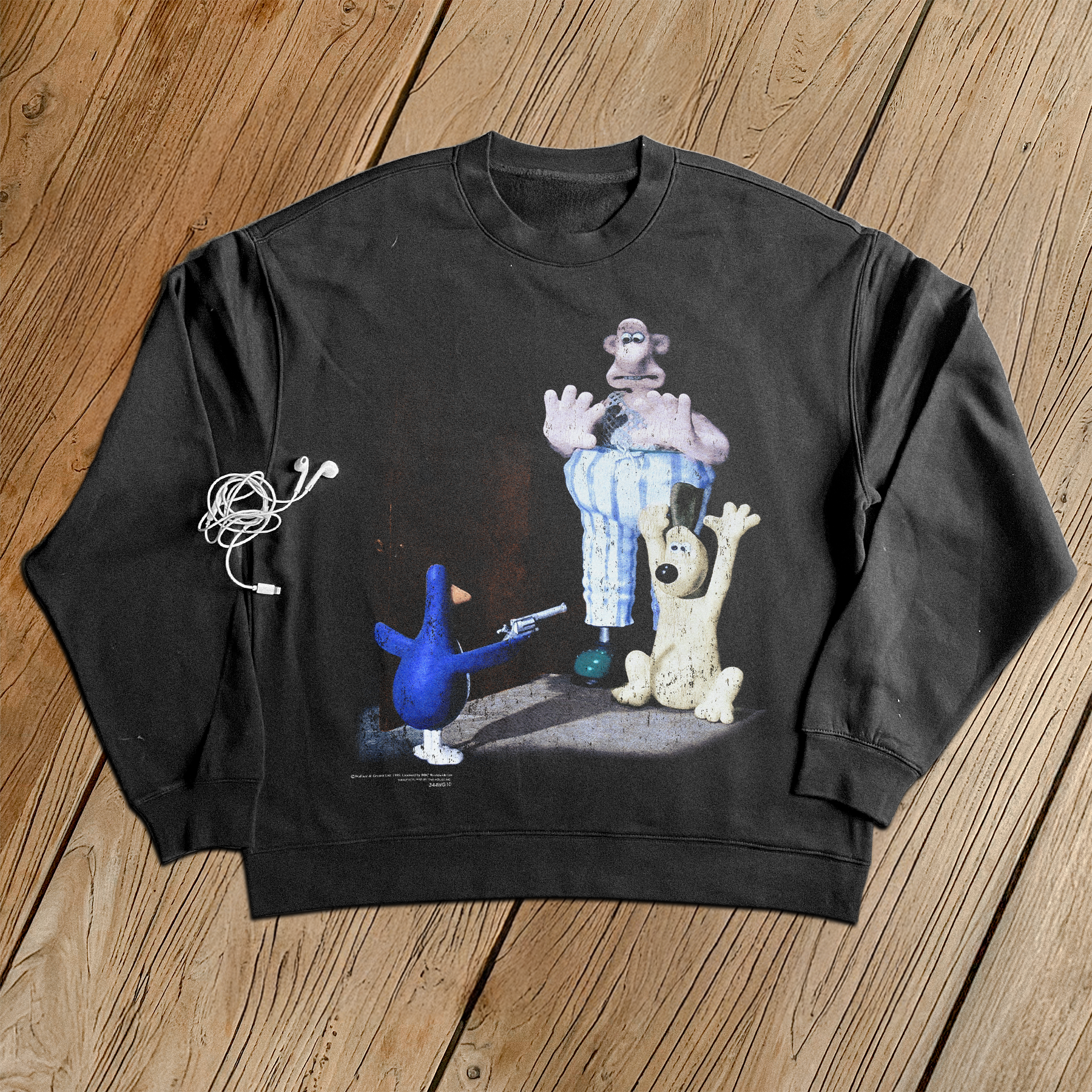 1989 'WALLACE AND GROMIT' PENGUIN BLACK CREWNECK