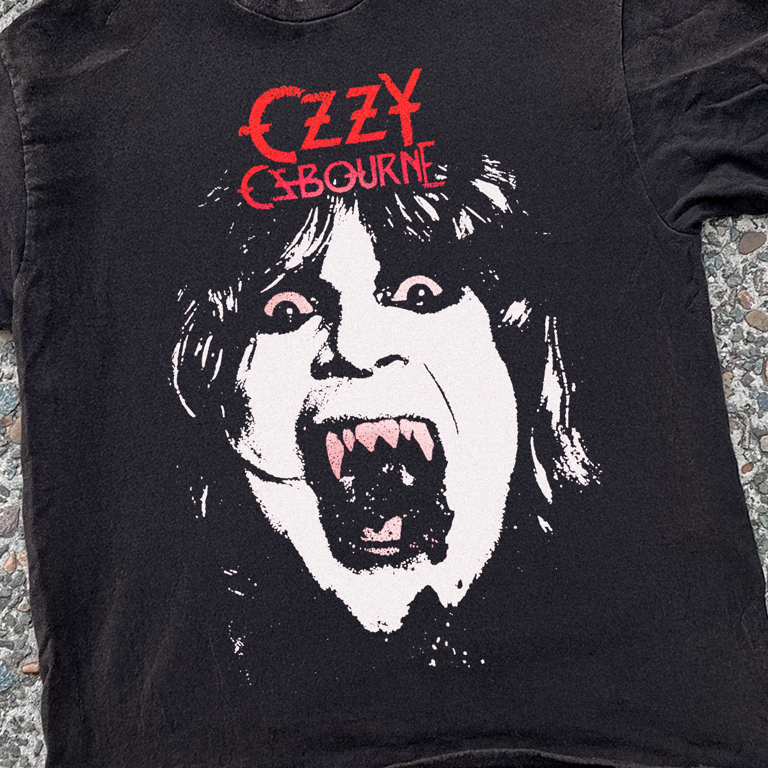 OZZY 'RED FANGS' VINTAGE WASHED BLACK TEE
