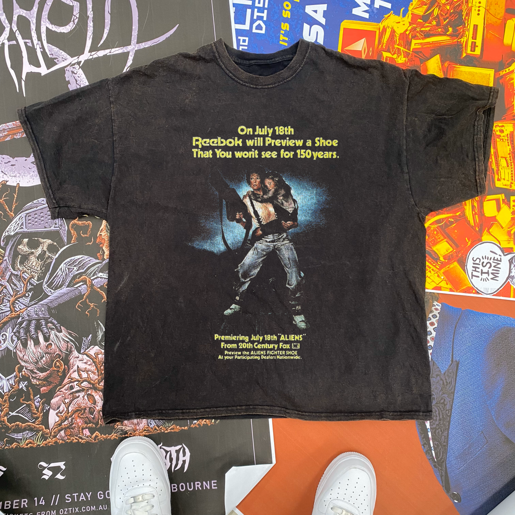 Rhime Alien Uniberse 1995 ブラックTシャツ ALIENS_X_REEBOK_VINTAGE_BLACK_