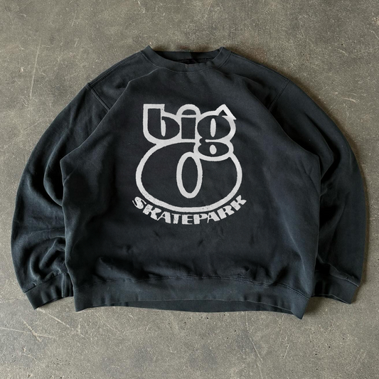 VINTAGE 'BIG-O SKATEPARK' LOGO BLACK CREWNECK SWEATSHIRT