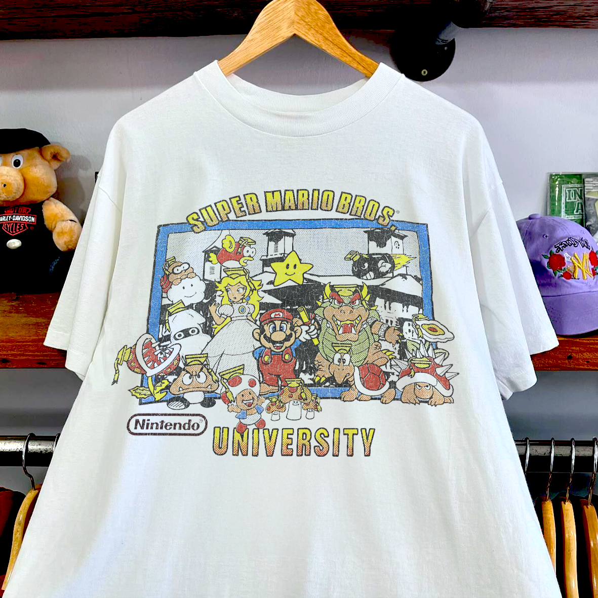 ’88 SUPER MARIO BROS UNIVERSITY RARE WASHED WHITE T-SHIRT