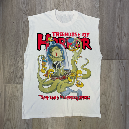 'TREE HOUSE OF TERROR' CUT-OFF WHITE TEE