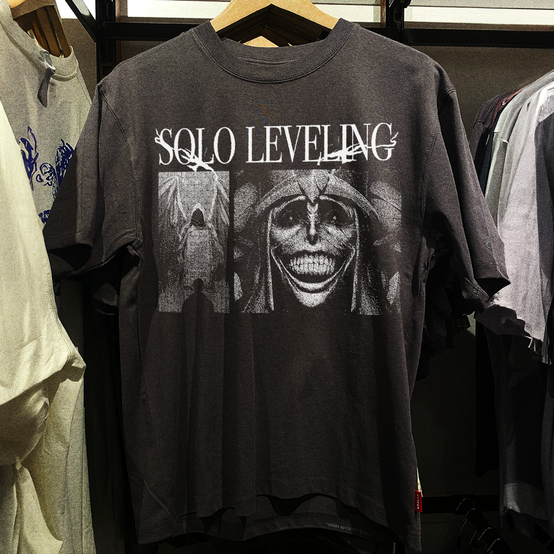 'SOLO LEVELING' MERCH '24 BLACK T-SHIRT