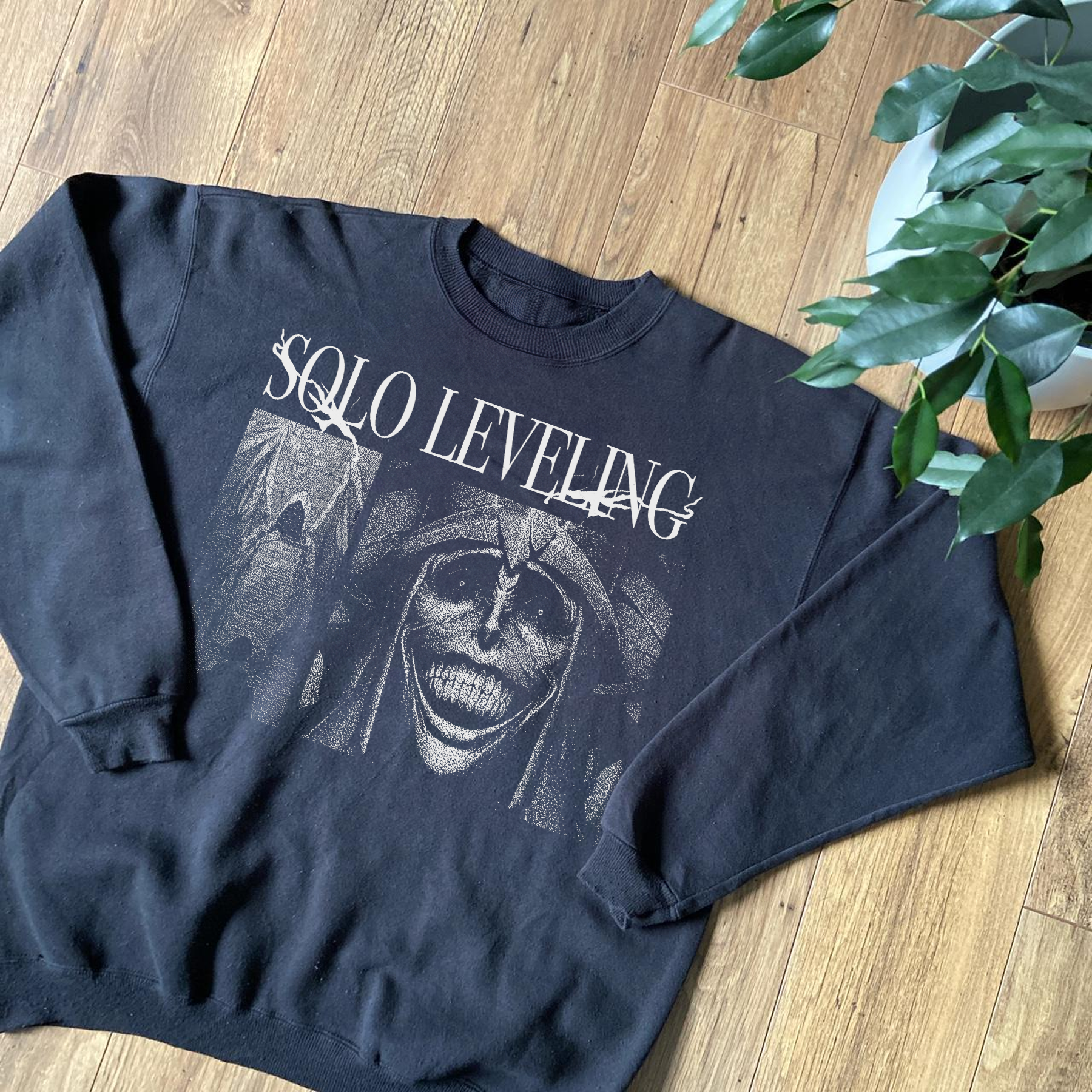 'SOLO LEVELING' MERCH '24 BLACK RELAXED CREWNECK