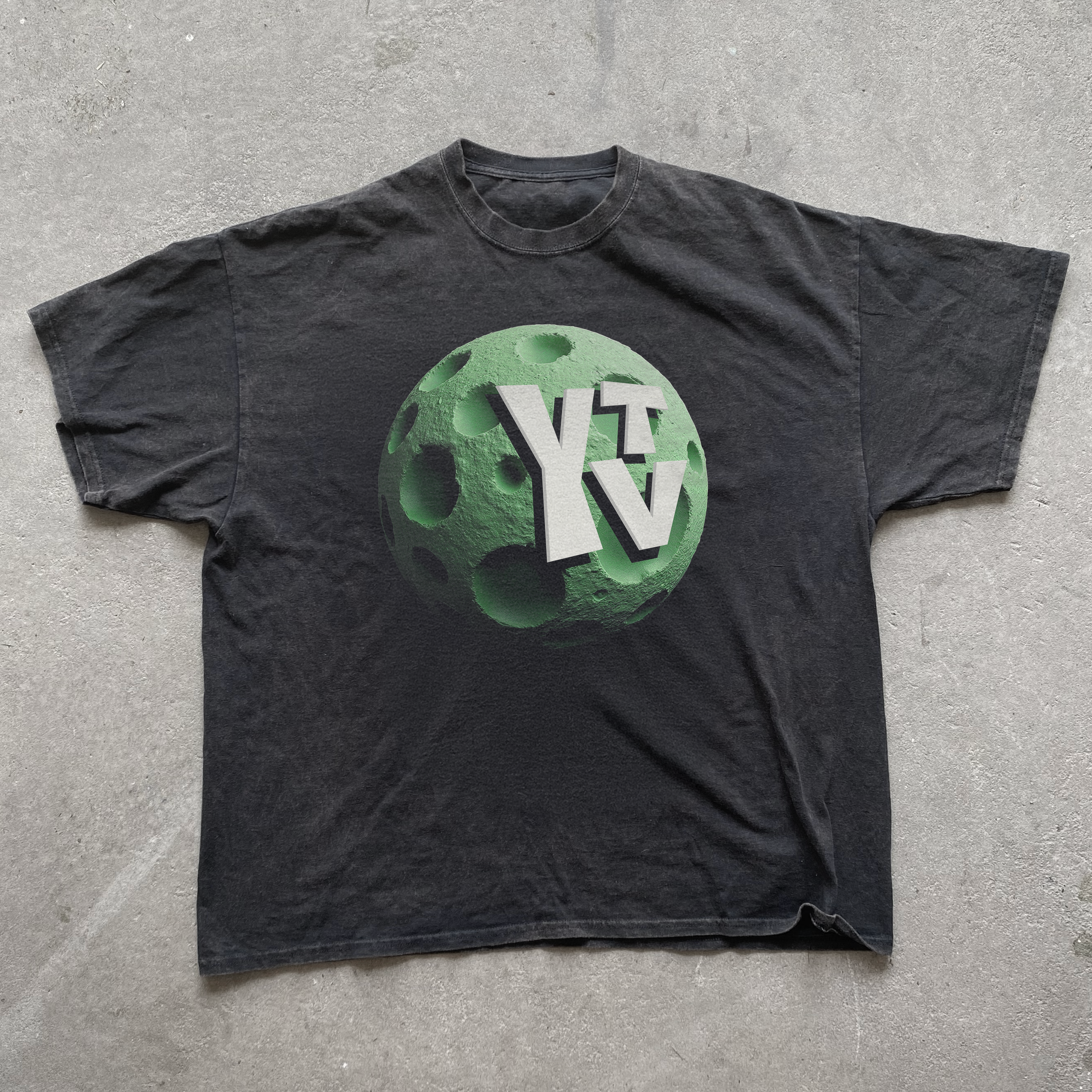 VINTAGE 1996 PROMOTIONAL 'YTV' MOON BLACK T-SHIRT