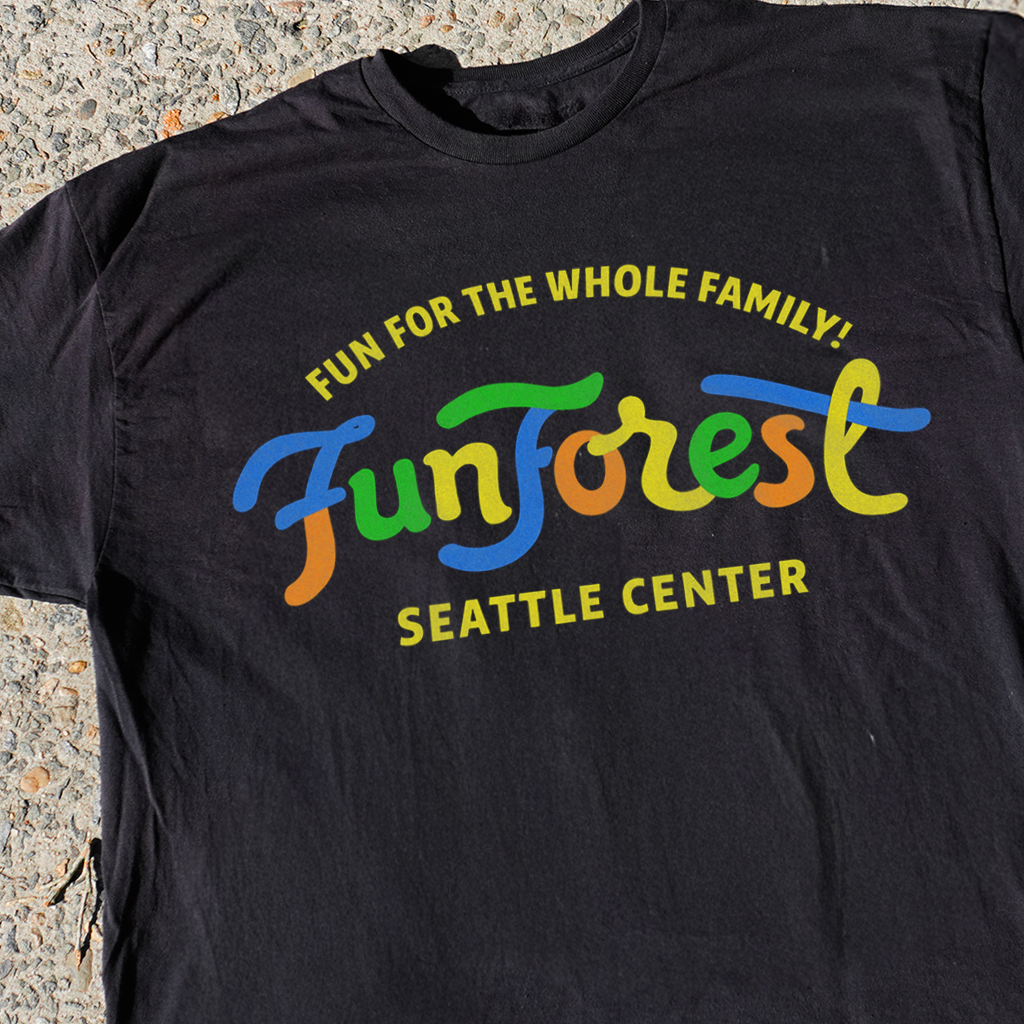 'FUN FOREST' SEATTLE CENTRE WASHED BLACK T-SHIRT