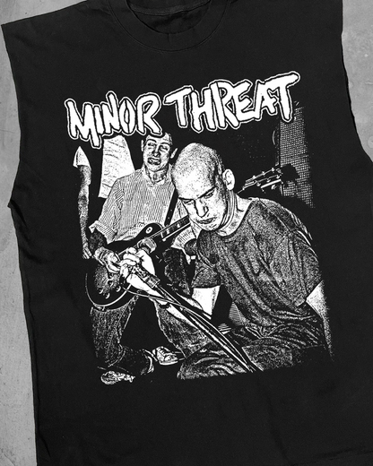 MT CUT-OFF BLACK T-SHIRT